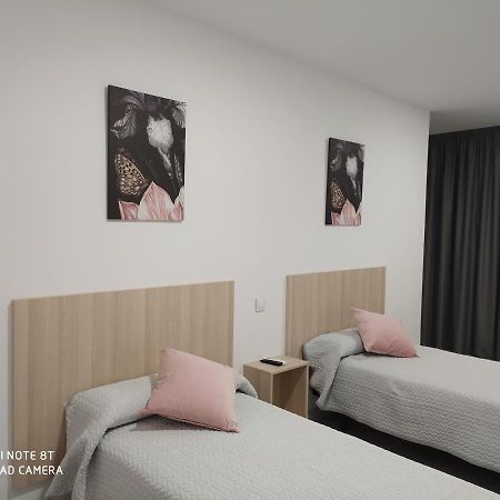 Hostal La Taurina Santa Olalla  المظهر الخارجي الصورة